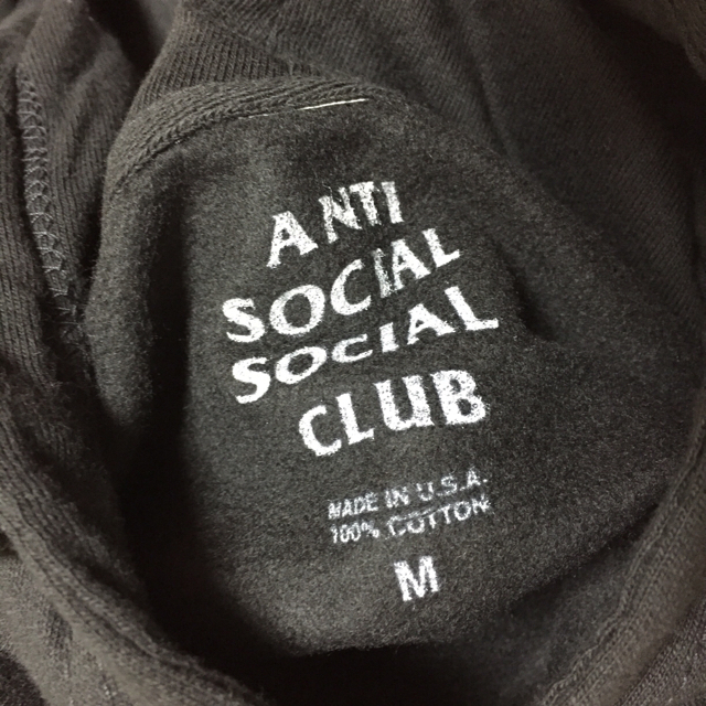 ANTI(アンチ)の新品 M ANTI SOCIAL SOCIAL CULB 黒 パーカー メンズのトップス(パーカー)の商品写真