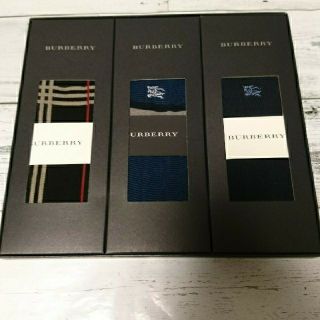 バーバリー(BURBERRY)の(キタサンさま専用)新品未使用⭐BURBERRYソックス三束セット(ソックス)