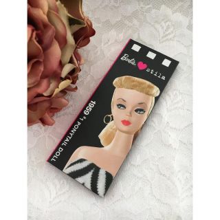 バービー(Barbie)のstila&Barbie バービー ポニーテールドールパレット未使用(アイシャドウ)