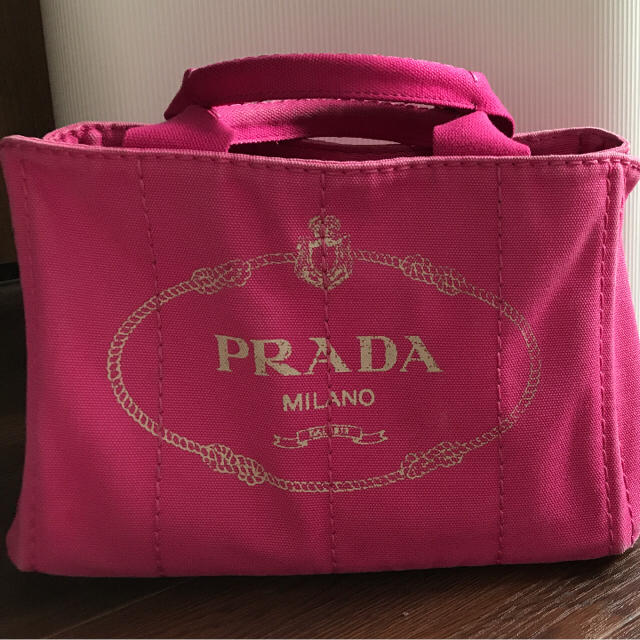 39ωPRADA  ♡ カナパ トートバッグ