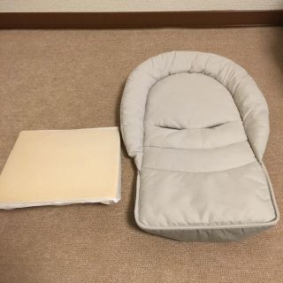 ストッケ(Stokke)の【超美品】STOKKE★ストッケ／純正インナークッション！使用少なく綺麗♪(ベビーカー/バギー)