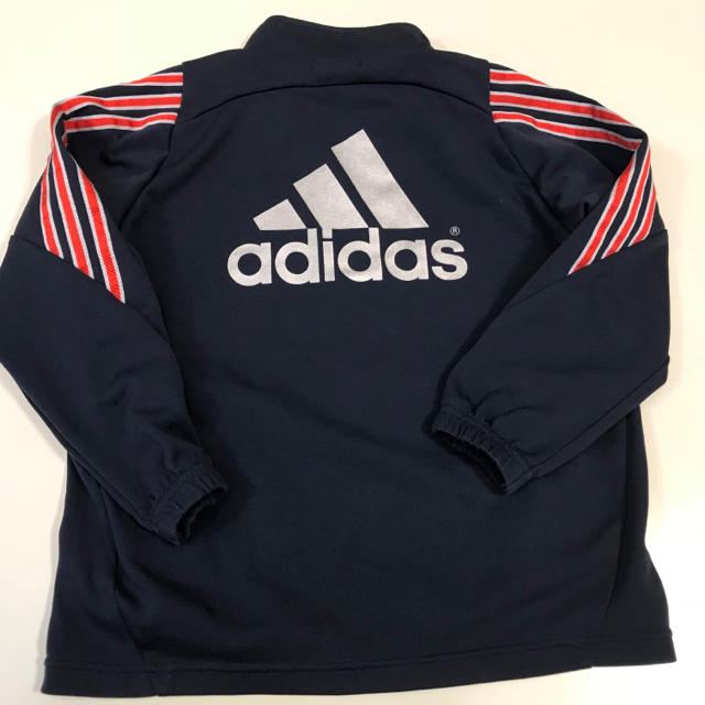 adidas(アディダス)のキッズ  120サイズ  アディダス上下セット キッズ/ベビー/マタニティのキッズ服男の子用(90cm~)(その他)の商品写真