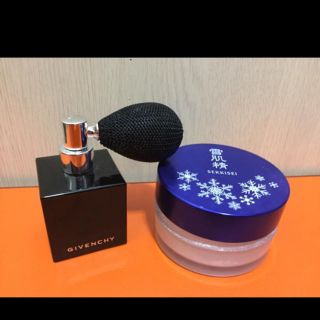 ジバンシィ(GIVENCHY)のJ19本物ジバンシーとKOSE雪肌精のフェイスパウダー2点  (フェイスパウダー)