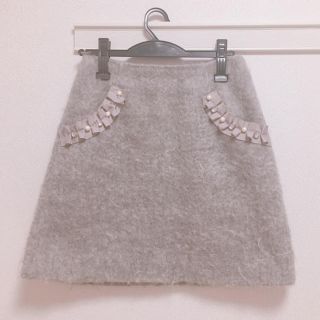 ジルバイジルスチュアート(JILL by JILLSTUART)の【えりな様専用】ジルバイジルスチュアート 大人気 ビジューウールスカート ❤️(ひざ丈スカート)