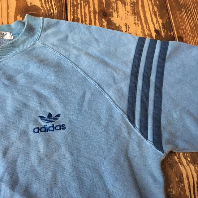 adidas(アディダス)の80's vintage adidas 刺繍ロゴ スウェットトレーナー メンズのトップス(スウェット)の商品写真