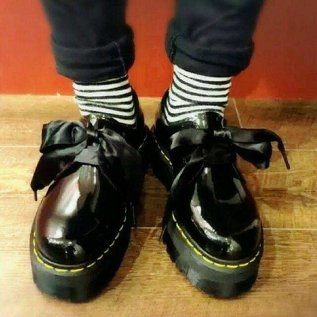 Dr Martens 黒リボン シューレース 靴紐の通販 By Rn S Shop ドクターマーチンならラクマ