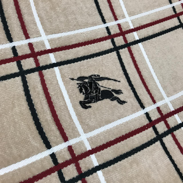 BURBERRY(バーバリー)のBurberry タオルケット キッズ/ベビー/マタニティの寝具/家具(タオルケット)の商品写真