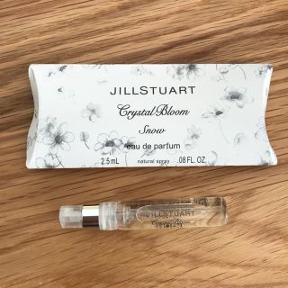 ジルスチュアート(JILLSTUART)のジルスチュアート クリスタルブルーム スノー 香水 2.5ml(香水(女性用))