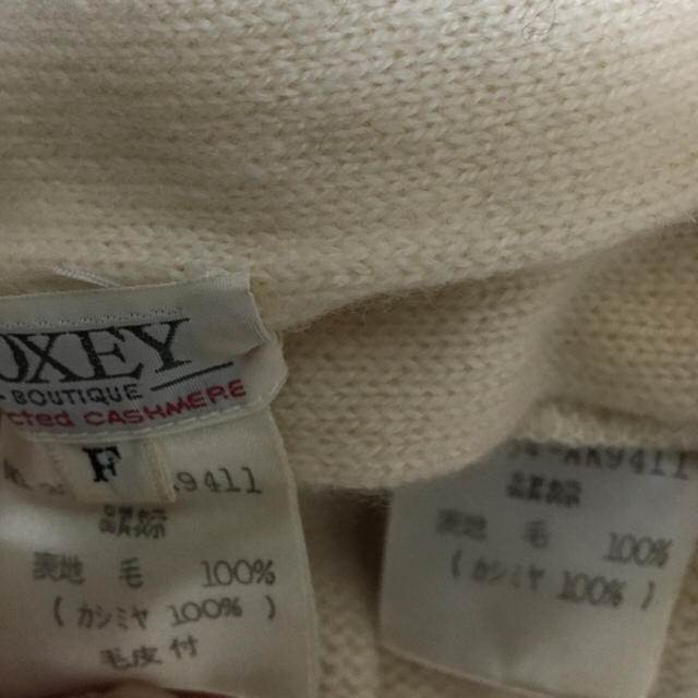 FOXEY(フォクシー)のFOXY  カシミア100% マフラー付き  チュニックワンピース レディースのワンピース(ひざ丈ワンピース)の商品写真