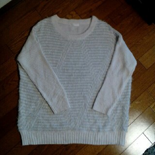 ジーナシス(JEANASIS)の白色前シャギーゆったりセーター(ニット/セーター)