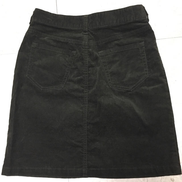 MUJI (無印良品)(ムジルシリョウヒン)の無印良品 コーデュロイスカート カーキ レディースのスカート(ひざ丈スカート)の商品写真