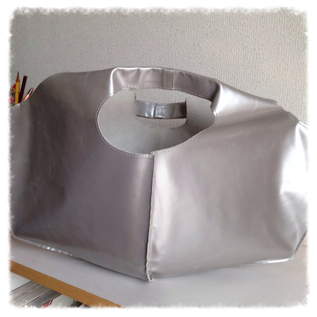    izum様専用シルバーバック レディースのバッグ(トートバッグ)の商品写真