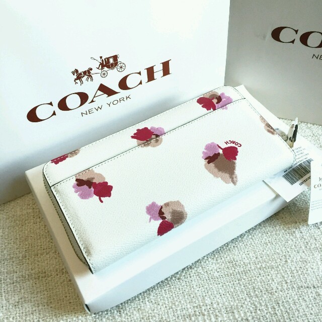 COACH(コーチ)のCOACH長財布 コーチ正規品 F53794 フローラル 女性用財布 新品未使用 レディースのファッション小物(財布)の商品写真