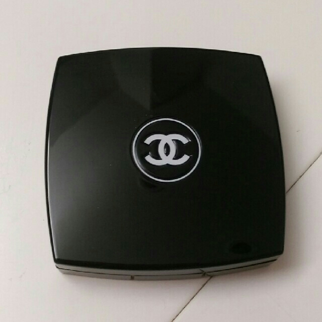 CHANEL(シャネル)のシャネル　ジュ コントゥラスト 44 コスメ/美容のベースメイク/化粧品(チーク)の商品写真