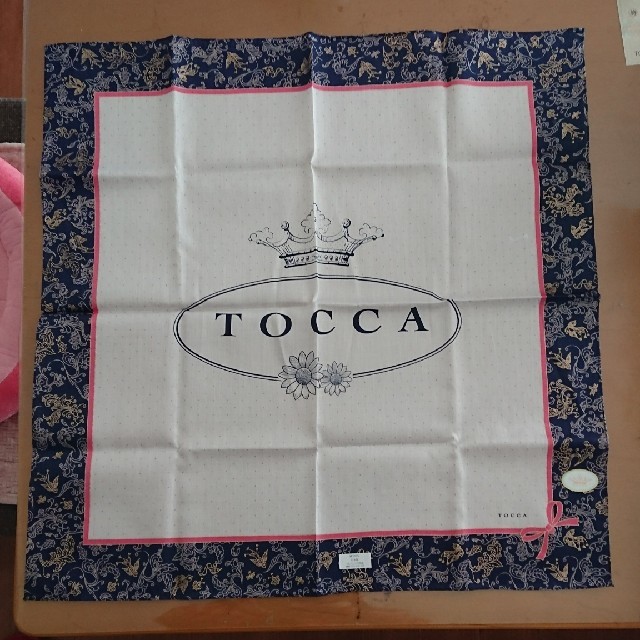 TOCCA(トッカ)のアンコロビアンコ様 専用 トッカ 大判ハンカチ レディースのファッション小物(ハンカチ)の商品写真