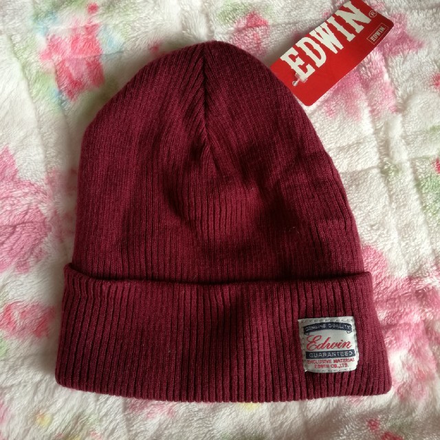 EDWIN(エドウイン)の【12月末まで値下げ中様専用】ニット帽 ボルドー *新品*Edwin レディースの帽子(ニット帽/ビーニー)の商品写真
