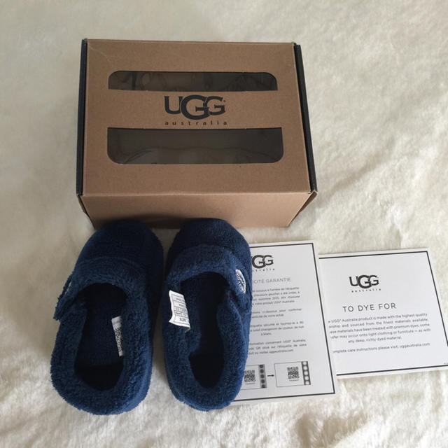 UGG(アグ)のUGG ベビーシューズ 12.5センチ  美品 キッズ/ベビー/マタニティのベビー靴/シューズ(~14cm)(その他)の商品写真