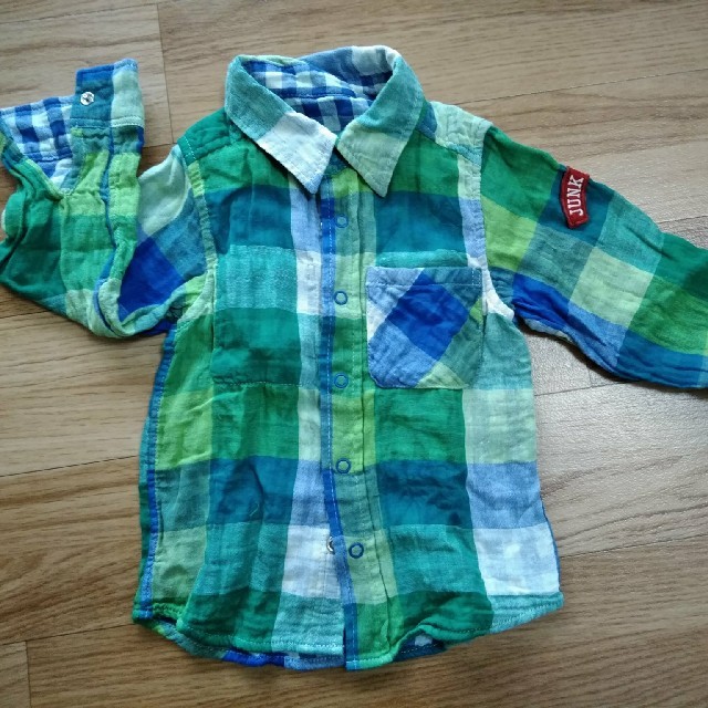 はるな様専用☆🌟美品　JUNK STOREリバーシブルシャツ キッズ/ベビー/マタニティのキッズ服男の子用(90cm~)(Tシャツ/カットソー)の商品写真