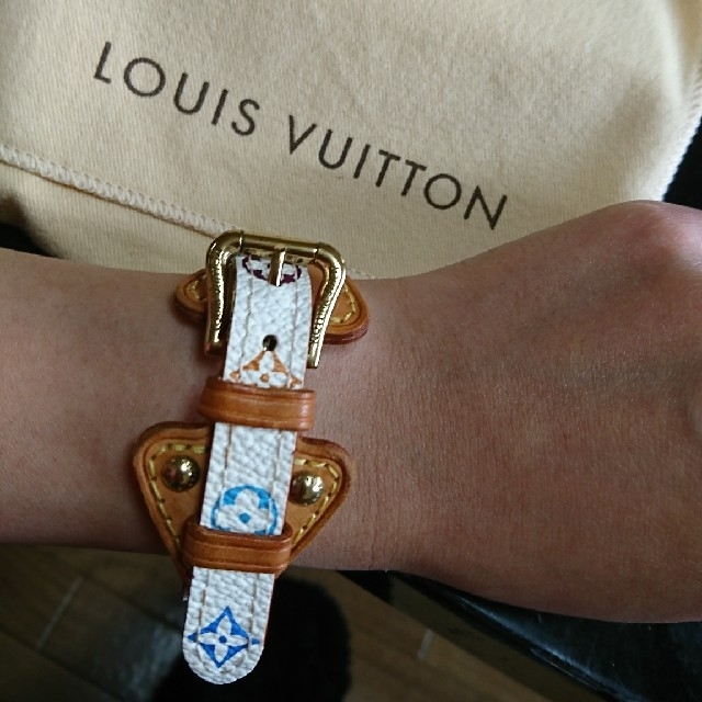 LOUIS VUITTON(ルイヴィトン)のビィトンブレスレット レディースのアクセサリー(ブレスレット/バングル)の商品写真