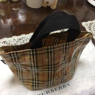 バーバリー(BURBERRY)のBurberryトートバッグ(トートバッグ)