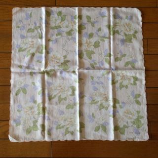 ローラアシュレイ(LAURA ASHLEY)のオタエ様専用！ローラアシュレイ　ハンカチ(ハンカチ)