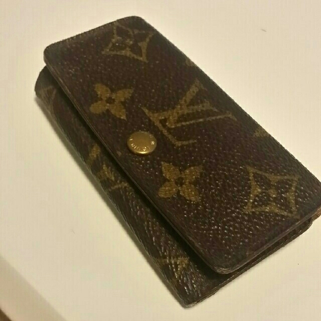 LOUIS VUITTON(ルイヴィトン)のルイヴィトン～🎵キーケース中古 レディースのファッション小物(キーケース)の商品写真