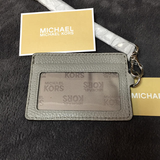 Michael Kors(マイケルコース)の❤️新品未使用  MK  パスケース❤️ レディースのファッション小物(名刺入れ/定期入れ)の商品写真