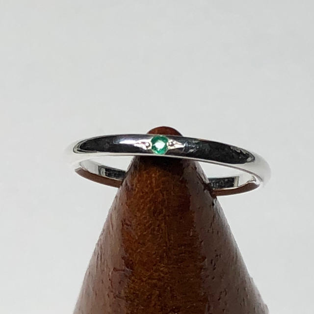 エメラルドリング(10号)czダイヤ18kgpリング レディースのアクセサリー(リング(指輪))の商品写真