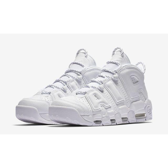 NIKE(ナイキ)の【在庫SALE】NIKE AIR MORE UPTEMPO '96 メンズの靴/シューズ(スニーカー)の商品写真