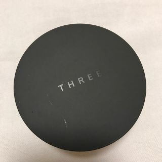 スリー(THREE)の☆新品☆ THREE ルースパウダー(フェイスパウダー)