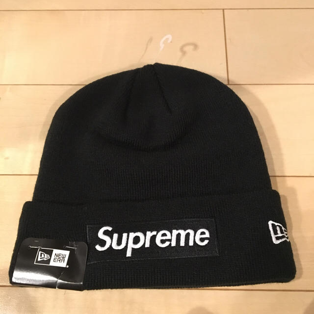 Supreme(シュプリーム)の正規 15fw SUPREME BOXLOGO NEWERA ビーニー 三代目  メンズの帽子(ニット帽/ビーニー)の商品写真