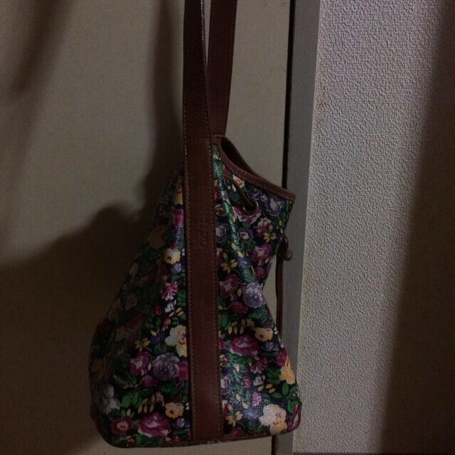 KENZO(ケンゾー)のケンゾーショルダーバッグ レディースのバッグ(ショルダーバッグ)の商品写真