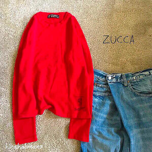 ZUCCa(ズッカ)の真っ赤なニット  ZUCCA レディースのトップス(ニット/セーター)の商品写真