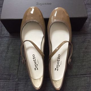 レペット(repetto)の⭐️もけ様専用⭐️値下！！《新品》repetto ストラップ エナメルパンプス(ハイヒール/パンプス)