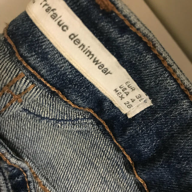 ZARA(ザラ)のザラデニム レディースのパンツ(デニム/ジーンズ)の商品写真