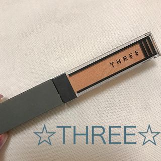 スリー(THREE)の☆新品☆THREE ウィスパーグロスフォーアイ(アイシャドウ)