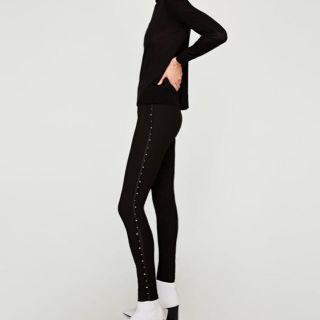 ザラ(ZARA)のZARA サイドパールレギンス(レギンス/スパッツ)