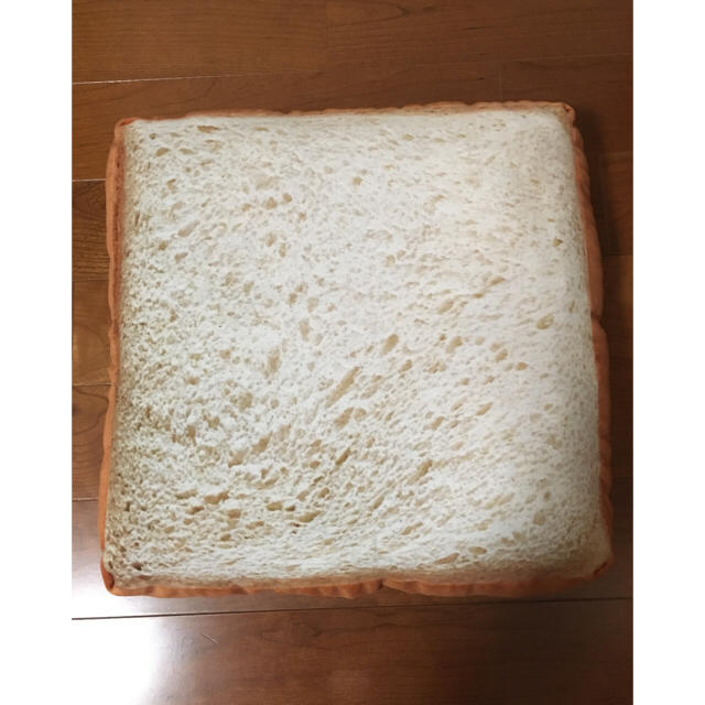 ニトリ - ニトリ もちもち食パンクッションの通販 by moya's shop ニトリ - ニトリ もちもち食パンクッションの通販 by moya's shop