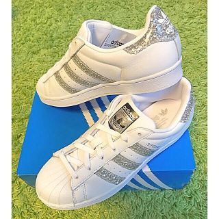 adidas - ☆海外限定☆ アディダス スーパースター グリッター 24.5 新品未使用の通販 by おはな's shop｜アディダスならラクマ