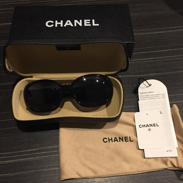 CHANEL(シャネル)のCHANEL サングラス レディースのファッション小物(サングラス/メガネ)の商品写真