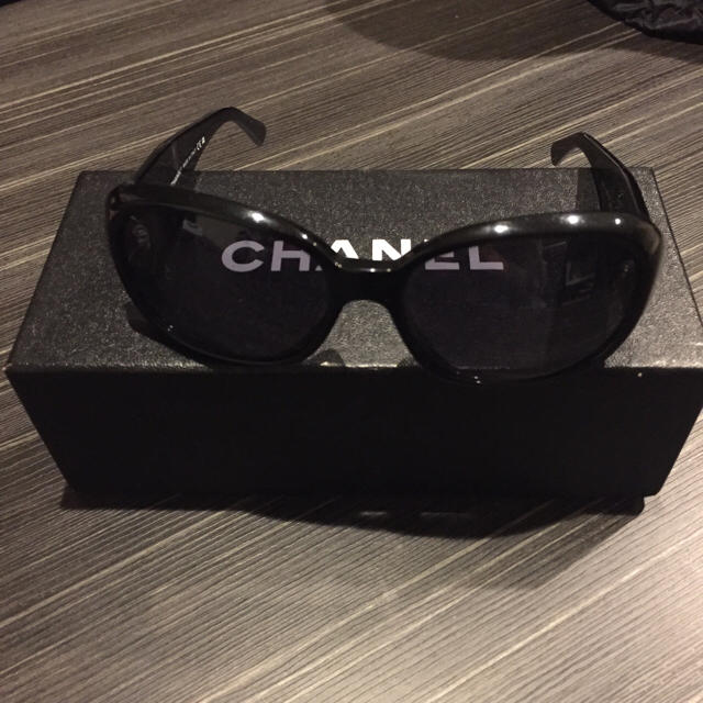 CHANEL(シャネル)のCHANEL サングラス レディースのファッション小物(サングラス/メガネ)の商品写真