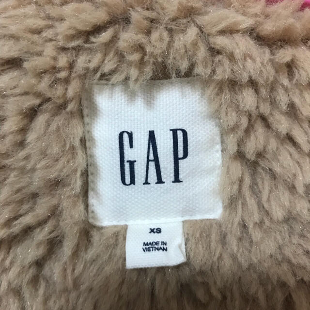 GAP(ギャップ)のGAP ボアアウター【miU様専用】 レディースのジャケット/アウター(毛皮/ファーコート)の商品写真