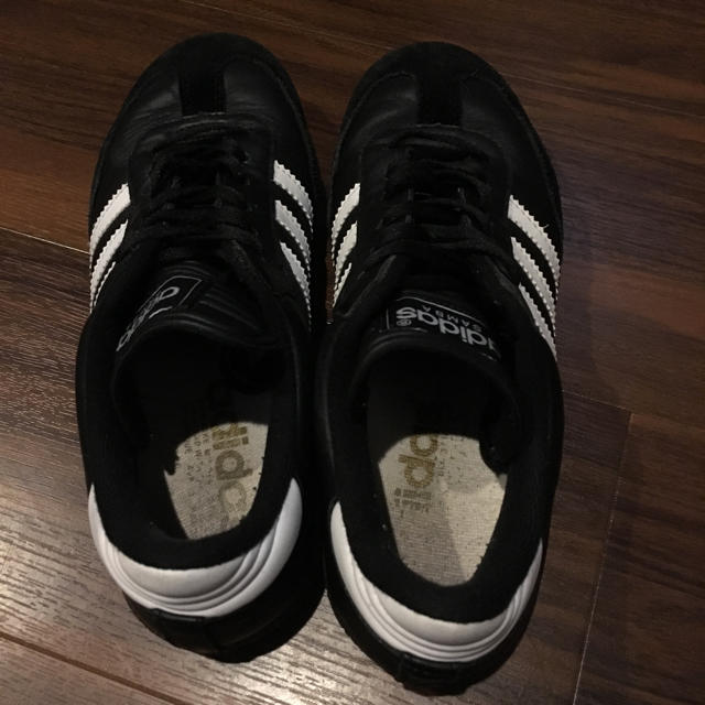 adidas(アディダス)のadidas SAMBA US 5 JP 23.5cm レディースの靴/シューズ(スニーカー)の商品写真