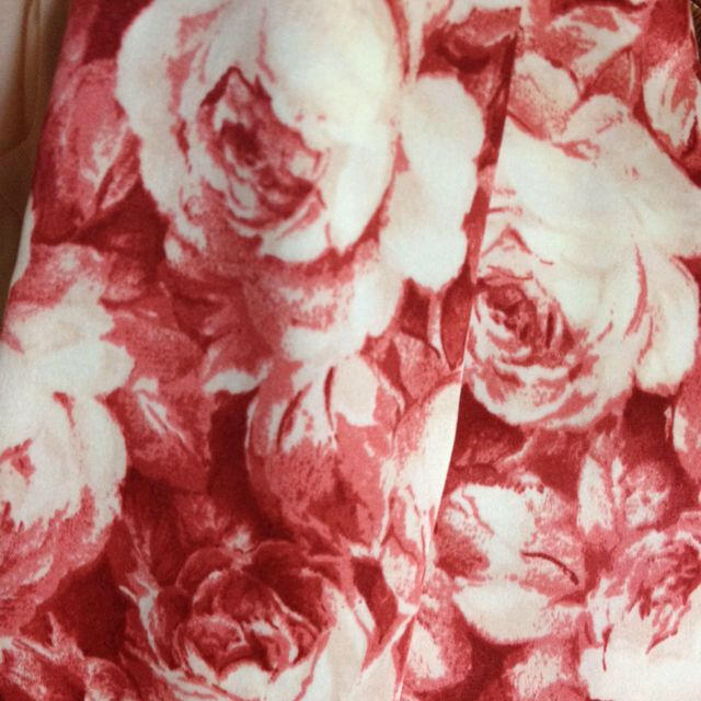Delyle NOIR(デイライルノアール)のDelyle NOIR 薔薇柄巻きベルト レディースのファッション小物(ベルト)の商品写真