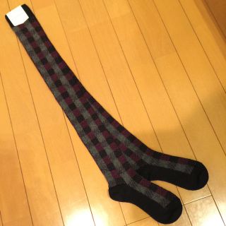 バーバリー ニーハイソックス