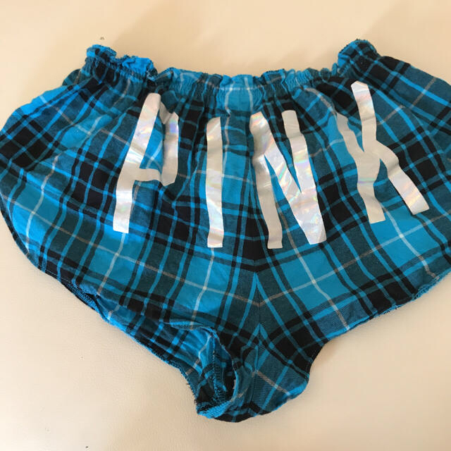 Victoria's Secret(ヴィクトリアズシークレット)のお値下げ中！PINKルームショーツ レディースのパンツ(ショートパンツ)の商品写真