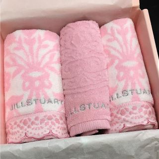 ジルスチュアート(JILLSTUART)のJILLSTUART タオルセット(タオル/バス用品)