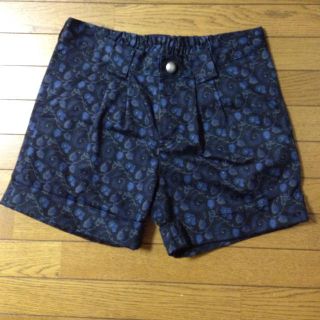 ジーナシス(JEANASIS)のペイズリー柄ショートパンツ(ショートパンツ)