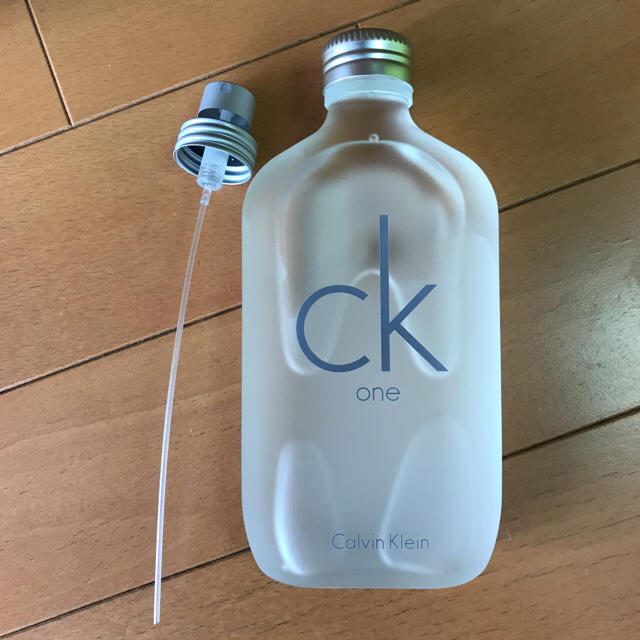 Calvin Klein(カルバンクライン)のカルバンクライン香水 one コスメ/美容の香水(ユニセックス)の商品写真