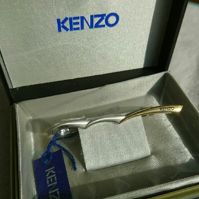 KENZO(ケンゾー)の【新品未使用】KENZOネクタイピン メンズのファッション小物(ネクタイピン)の商品写真